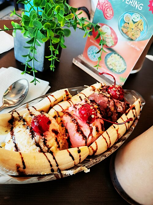 Banana Cream I