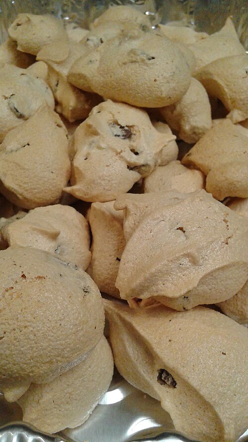 Meringue Cookies with Chocolate Chips