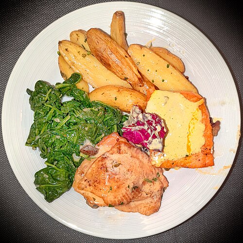 Potatoes with Green Sauce